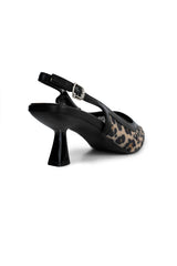 01-5271 Kitten Heel Pumps
