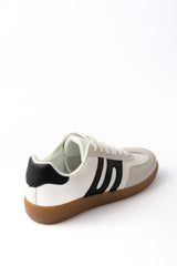 01-5332 Flat Sneaker
