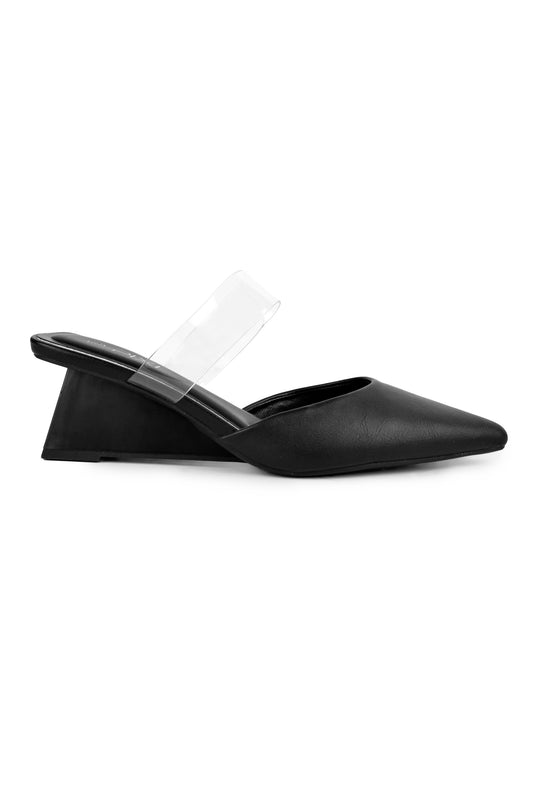 01-5389 Pointed Toe Mule