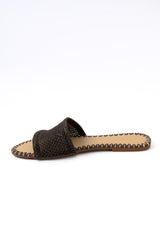 The Dareen Slide 01-6048