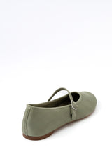 The Clara 01-6063