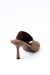 The Bisous 01-6077
