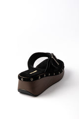 The Axell 01-6098