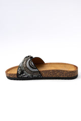 The Sandy Beach 01-6157