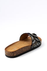 The Sandy Beach 01-6157